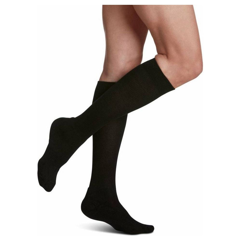 Sigvaris Cushioned Cotton Compression Socks 15-20 mmHg for Women Black