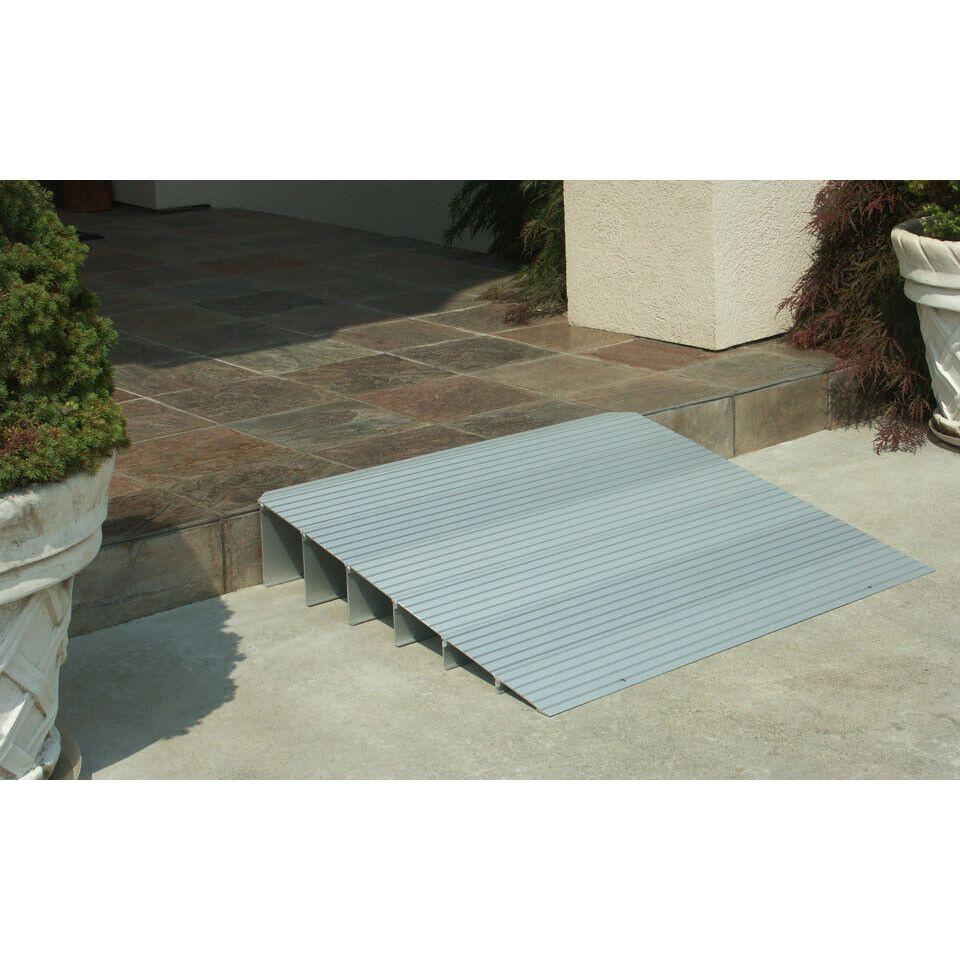 Ez-Access Modular Entry Threshold Ramp – Aspen Healthcare